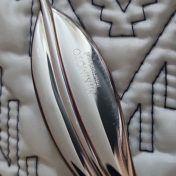 ❤️ Mikimoto International Pearl Silver Tone book mark - Picture 3 of 5